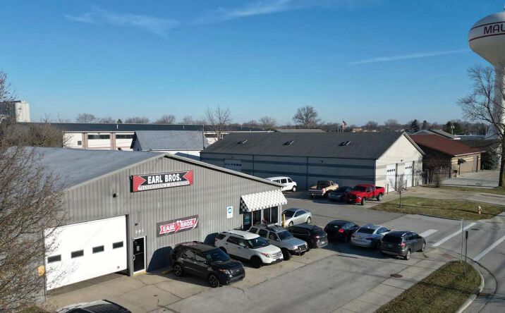 Pictures of Industrial property located at 301 W Sophia St, Maumee, OH 43537 for sales - image #1
