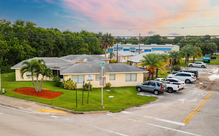 Pictures of Hospitality property located at 6490 S US Hwy 1, Port St. Lucie, FL 34952 for sales - image #1