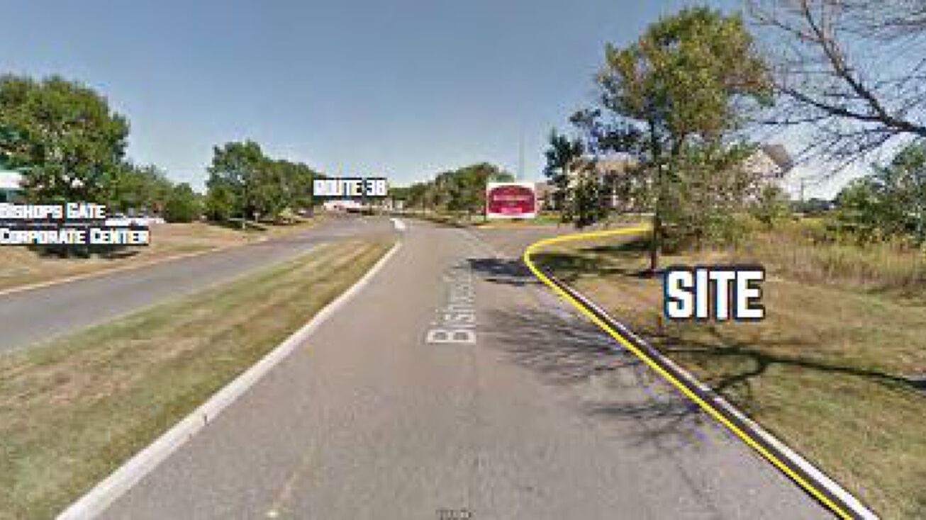 Gate Blvd, Mount Laurel Township, NJ 08054