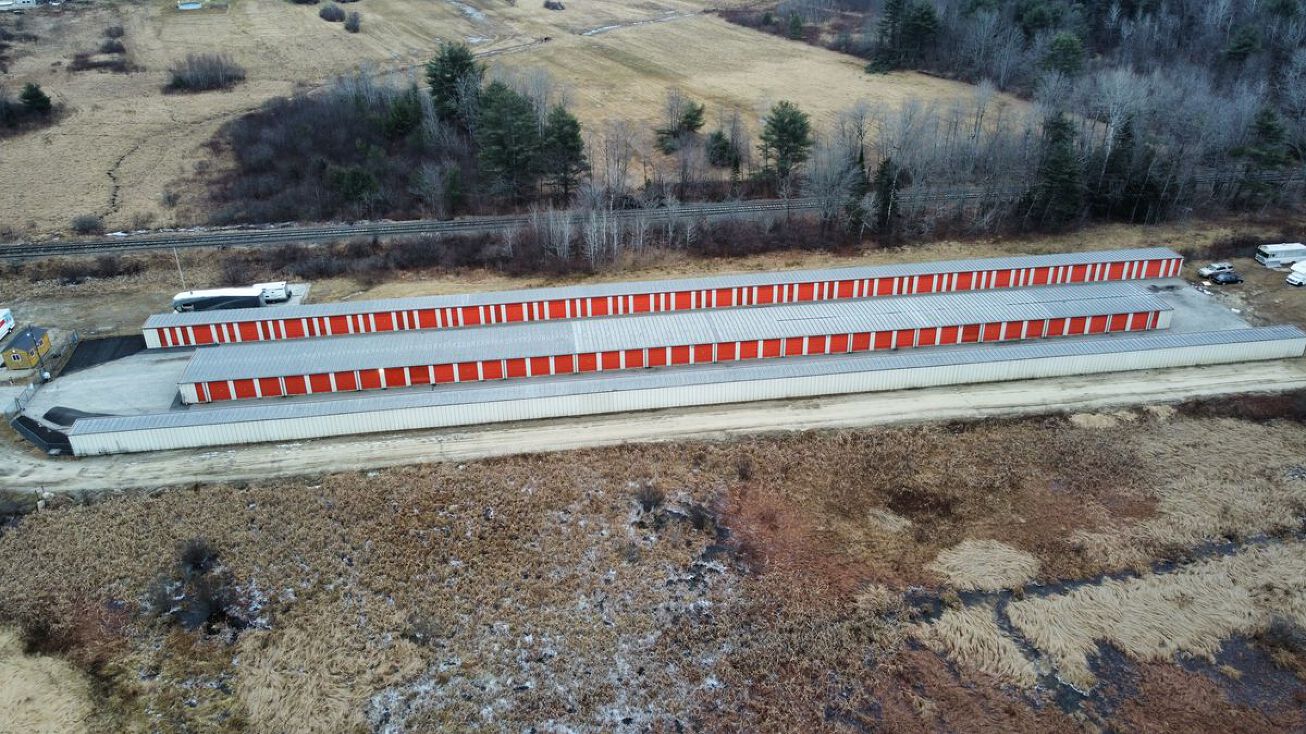 34 Merrill Rd, Lewiston, ME 04240