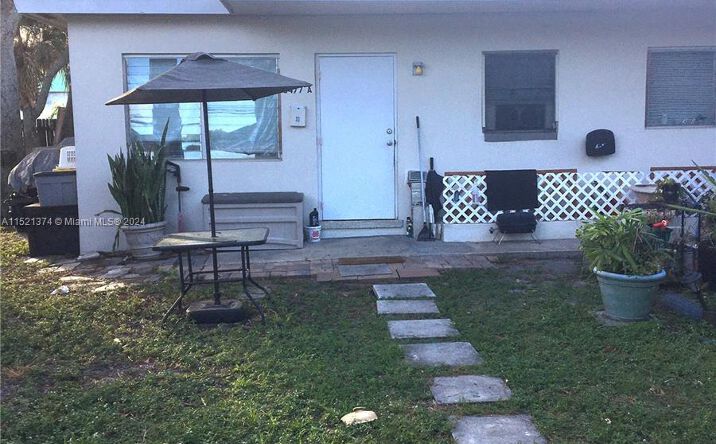 Pictures of Multifamily property located at 3477 NE 13, Oakland Park, FL 33334 for sales - image #1