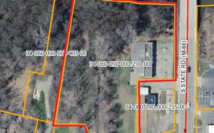 Pictures of Retail property located at 1142 S State Rd, Ionia, MI 48846 for sales - image #1