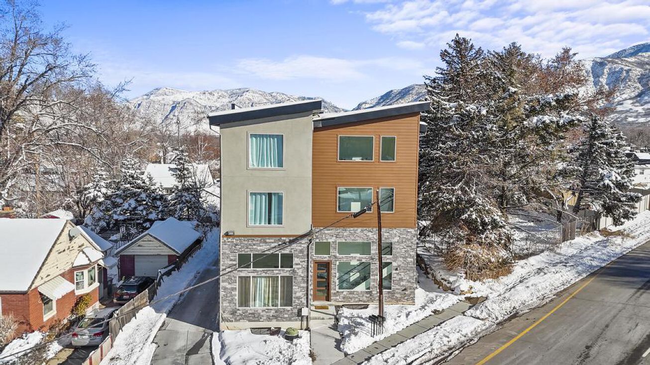 302 40th St, Ogden, UT 84405