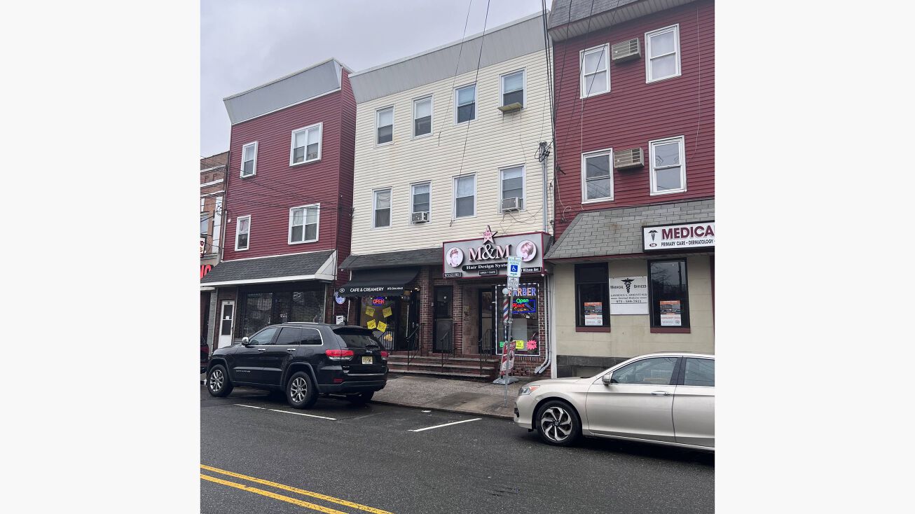 20 Wilson Ave, Newark, NJ 07105