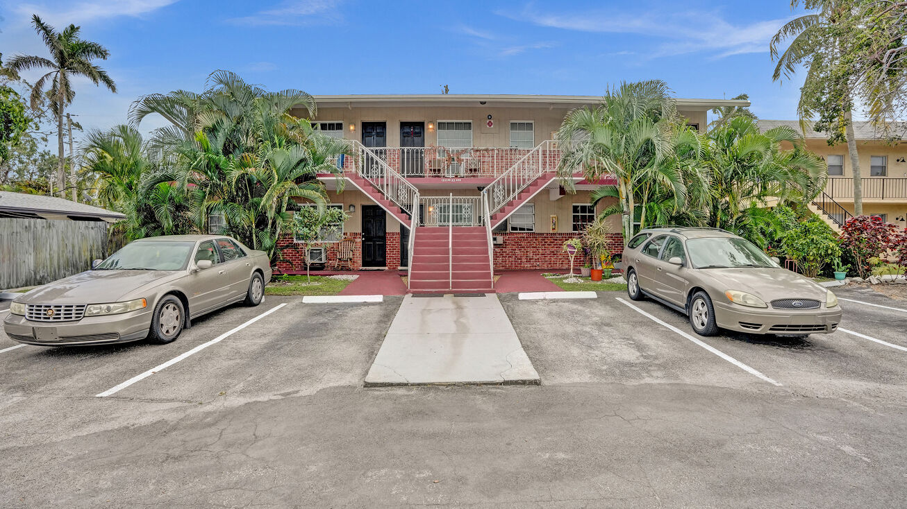 1211 NE 23rd Ave, Pompano Beach, FL 33062