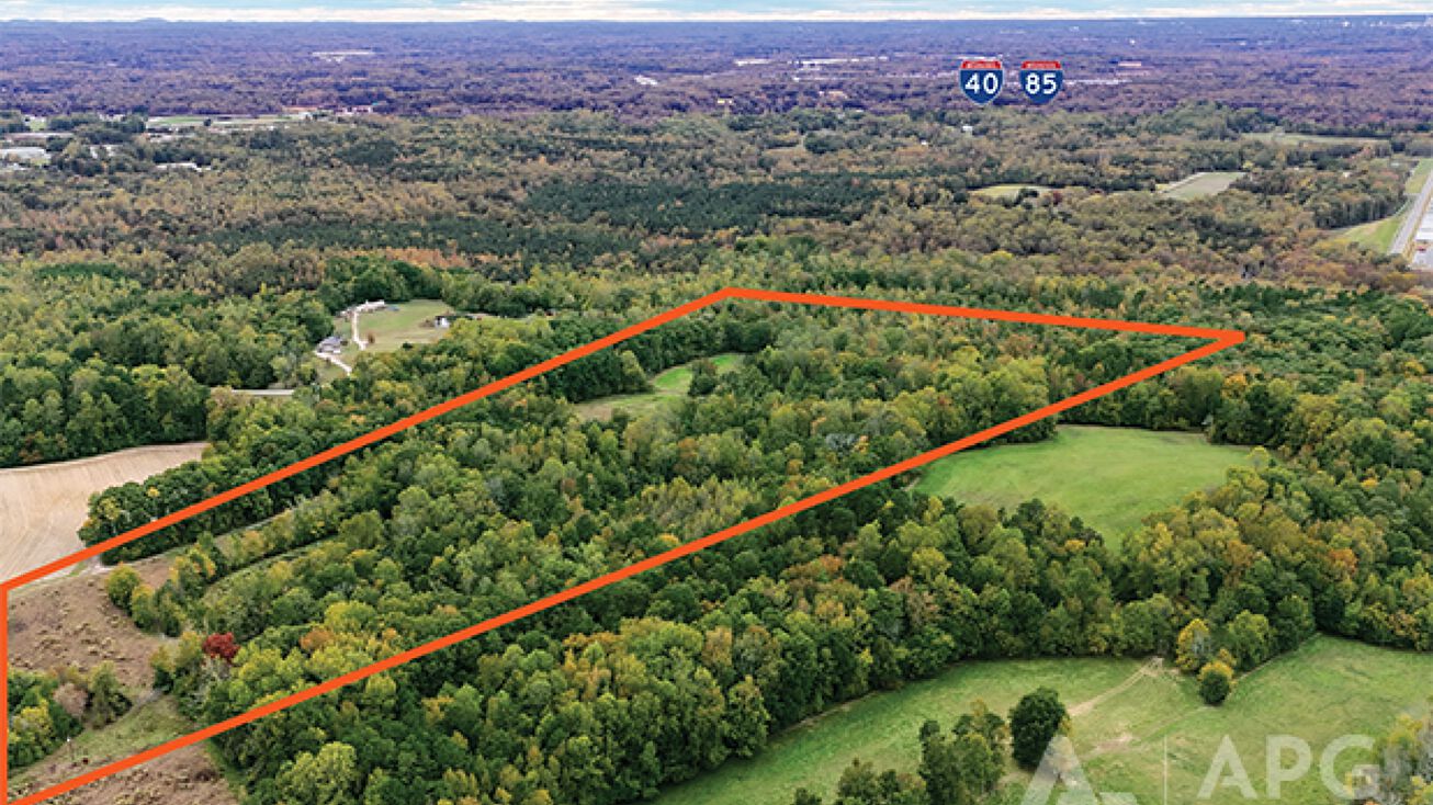 626 Knox Rd, McLeansville, NC 27301