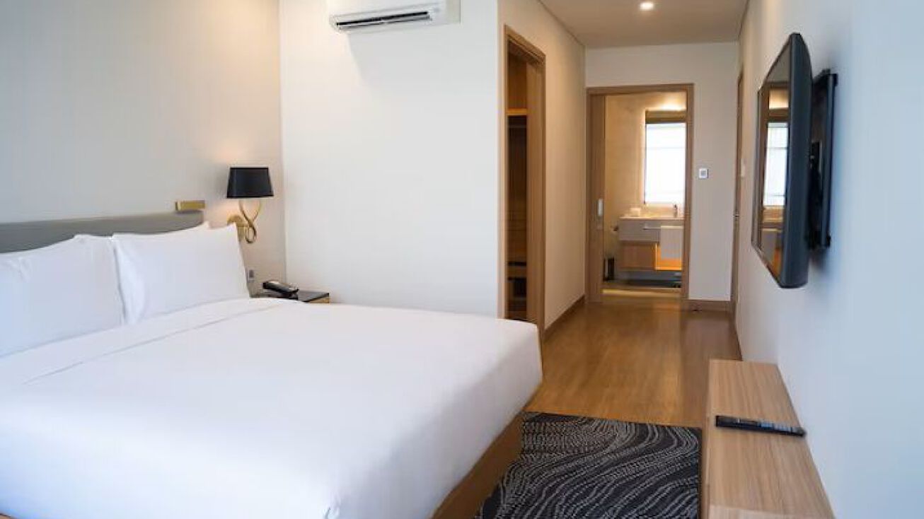 Off Market Properties, Orlando, FL 32801