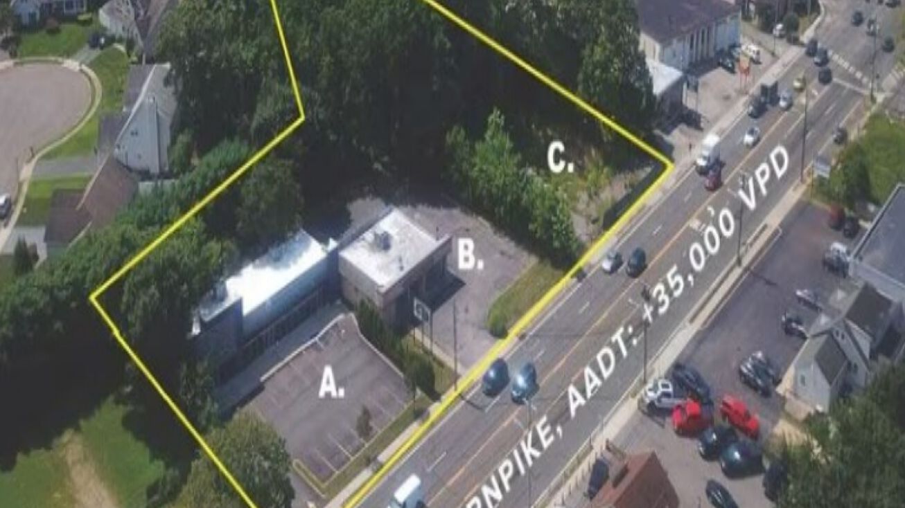 460 E Jericho Turnpike, Huntington Station, NY 11746