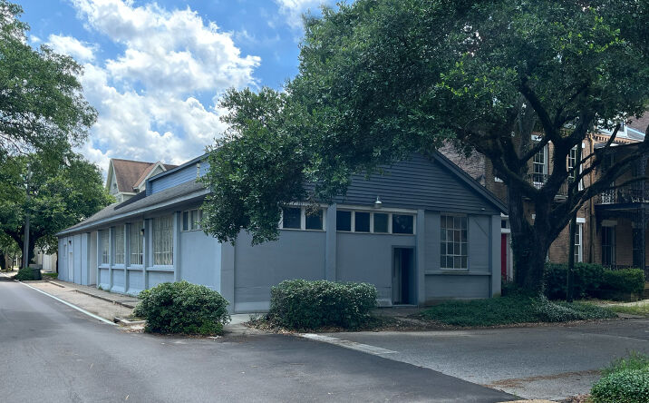 Pictures of Office property located at 202 Congress St, Mobile, AL 36603 for sales - image #1