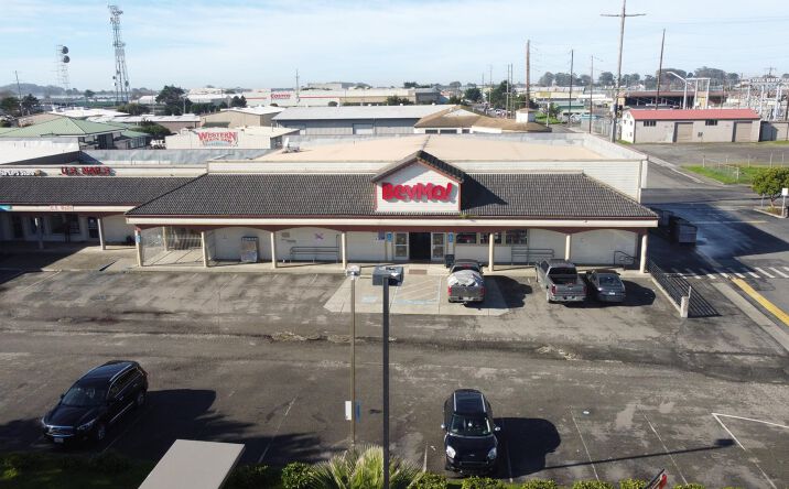 Pictures of Retail, Land property located at 1626 Broadway 1628 Broadway, Eureka, CA 95501 for sales - image #1