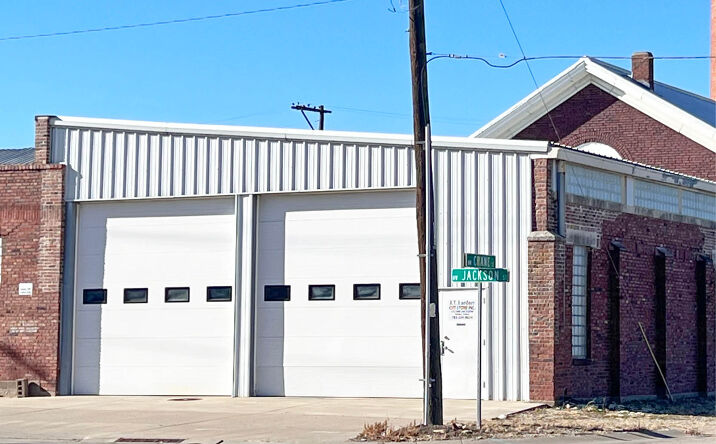 Pictures of Industrial property located at 123 NW Jackson St, Topeka, KS 66603 for sales - image #1