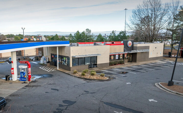 Pictures of Retail property located at 7615 Nations Ford Rd, Charlotte, NC 28217 for sales - image #1