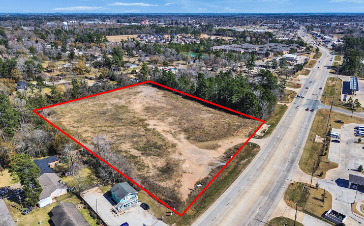 Pictures of Land, Mixed Use, Multifamily, Office, Retail property located at 10100 FM 1097, Willis, TX 77318 for sales - image #1