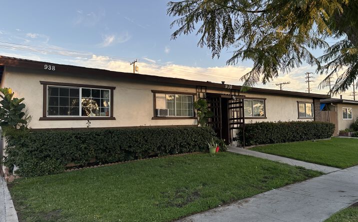 Pictures of Multifamily property located at 938 S Gilbuck Drive, Anaheim, CA 92802 for sales - image #1