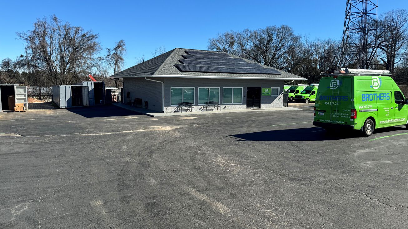 1035 S Batesville Rd, Greer, SC 29650