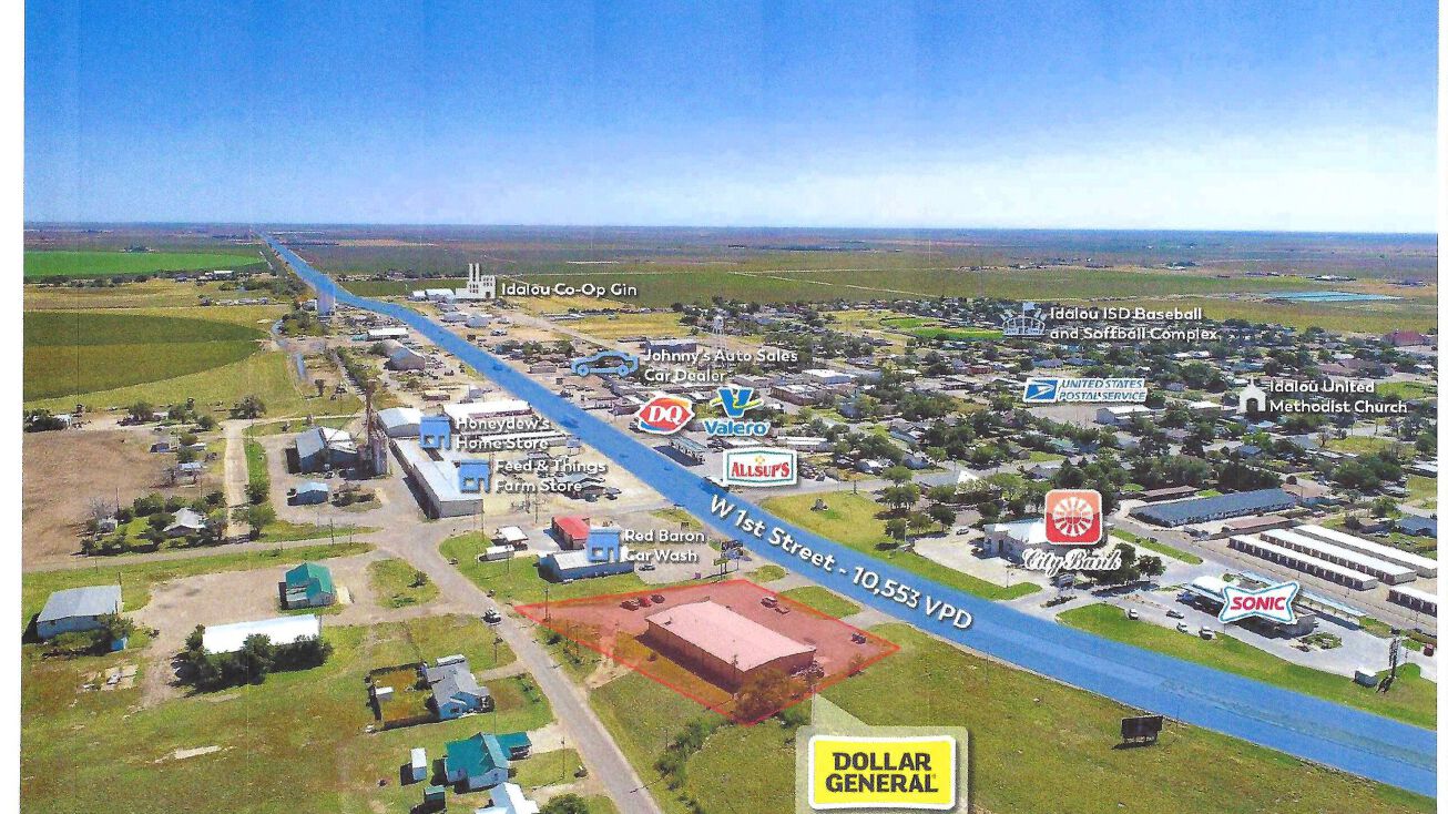 305 W 1st St, Idalou, TX 79329