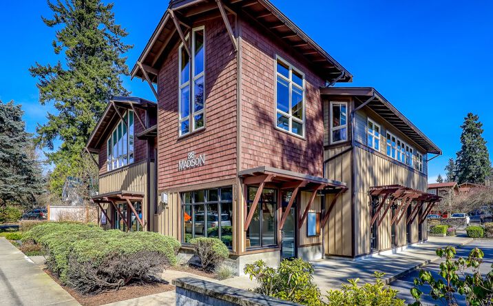 Pictures of Office property located at 818 Madison Ave N, Bainbridge Island, WA 98110 for sales - image #1