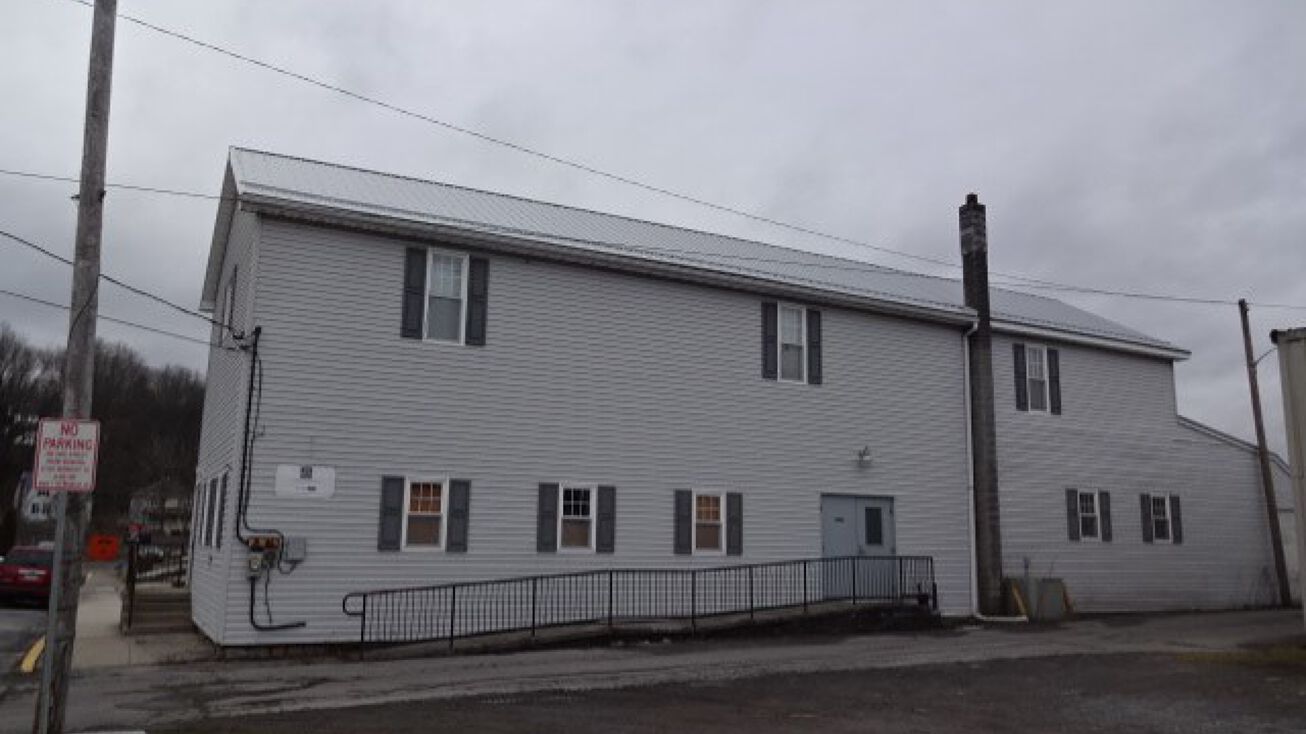 417 Cleveland St, Lilly, PA 15938