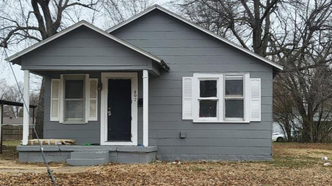 701 703 Park and 602 Clipper, MO 63857