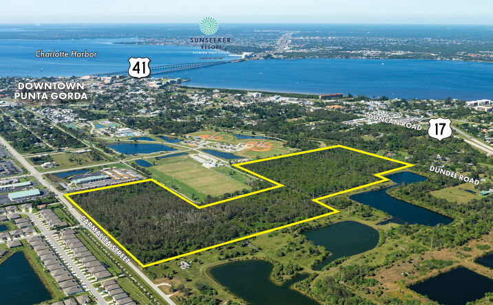 Pictures of Land property located at 1902 Carmalita St, Punta Gorda, FL 33950 for sales - image #1