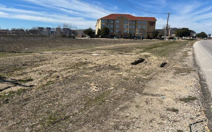 Pictures of Land property located at 450 E Central Texas Expy, Killeen, TX 76541 for sales - image #1