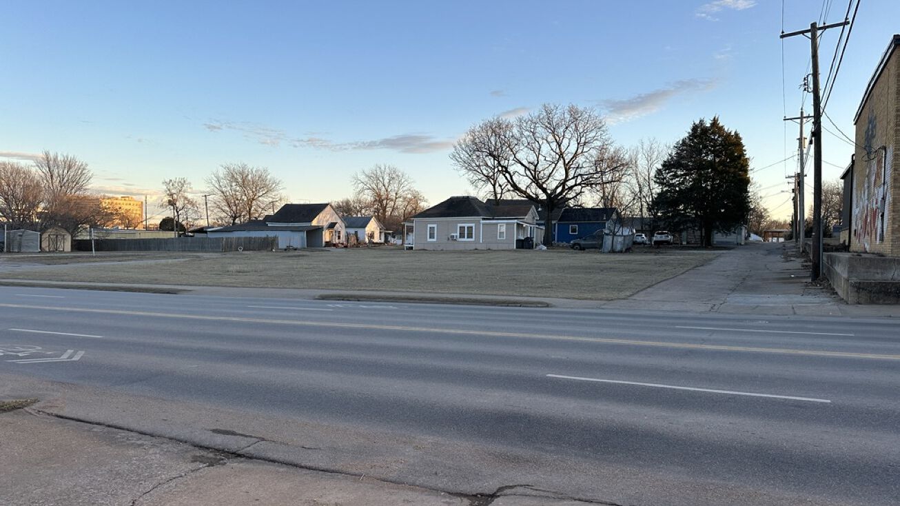 301 S Cheyenne Ave, Bartlesville, OK 74003