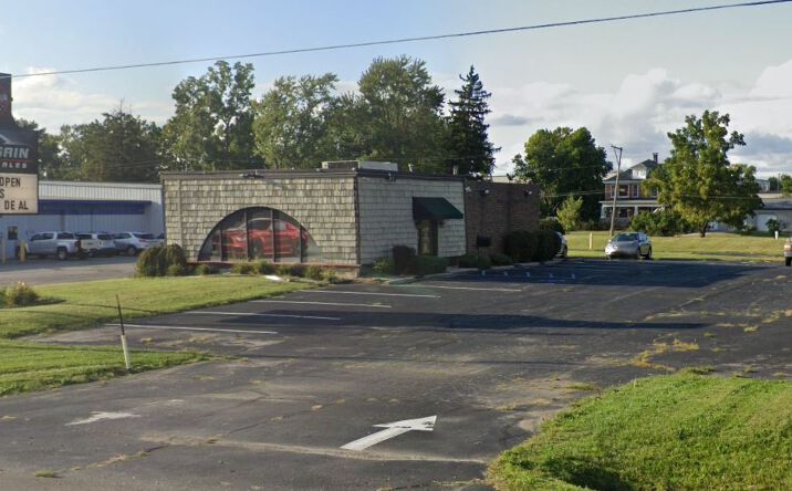 Pictures of Retail property located at 6527 IN-930, Fort Wayne, IN 46803 for sales - image #1