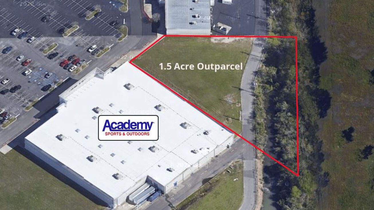 3153 Derek Dr, Lake Charles, LA 70607