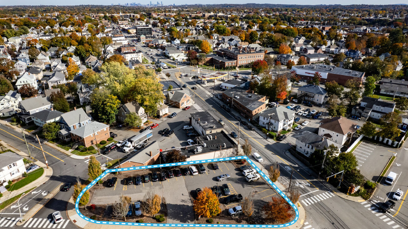 995 Main St, Waltham, MA 02451