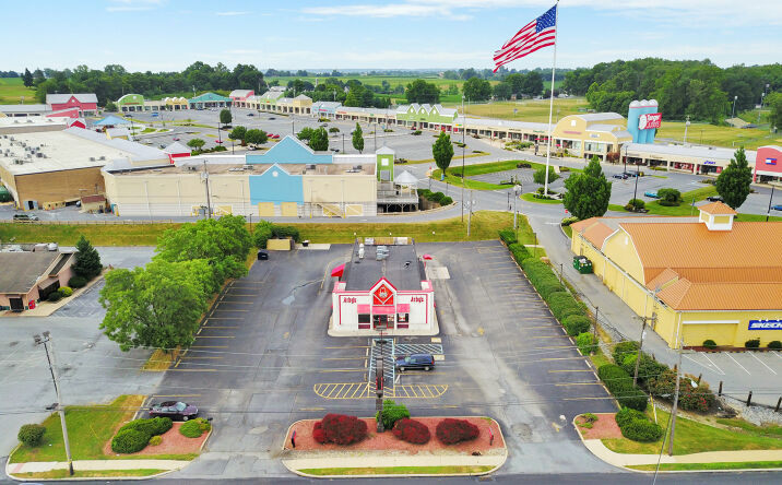 Pictures of Retail property located at 2230 Lincoln Hwy E, Lancaster, PA 17602 for comps - image #1
