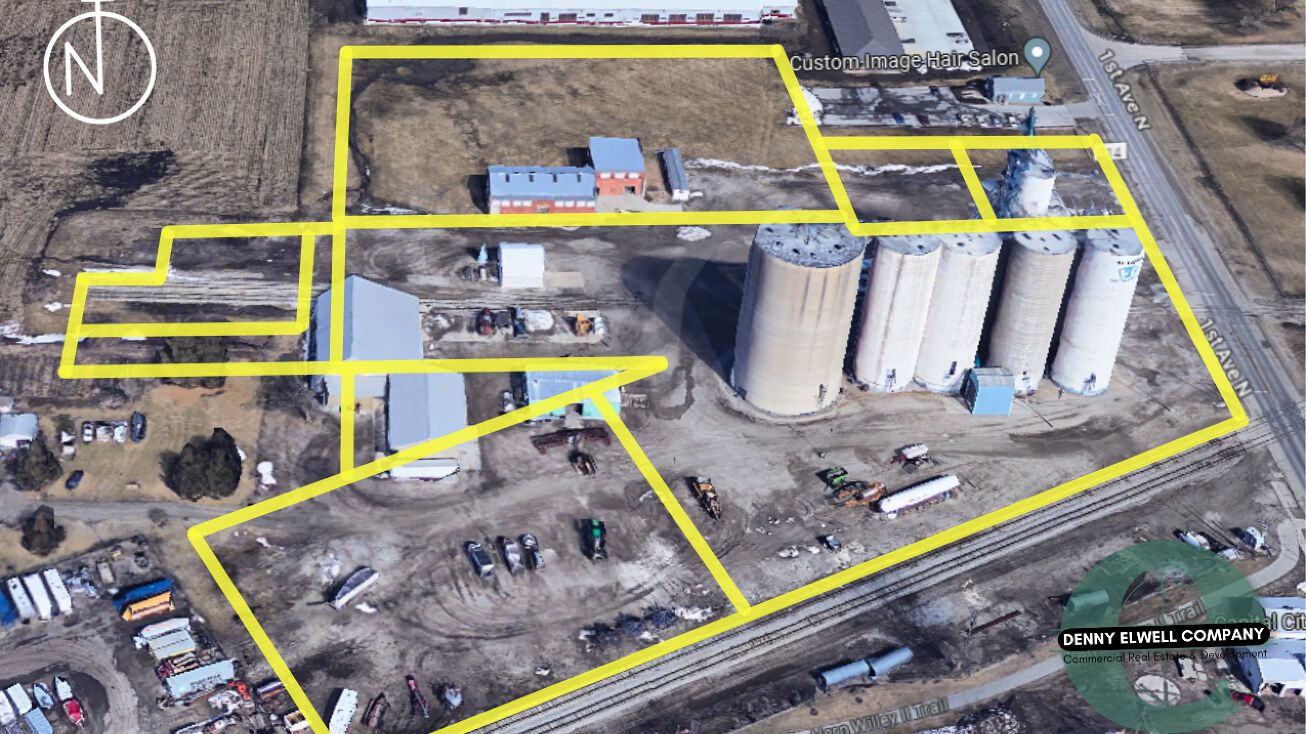 102 1st Ave N, Altoona, IA 50009