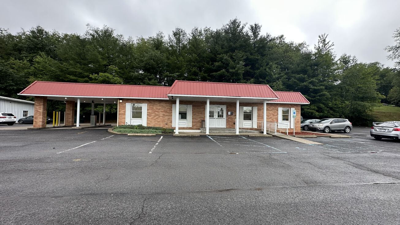 12256 Veterans Memorial Hwy, Masontown, WV 26542