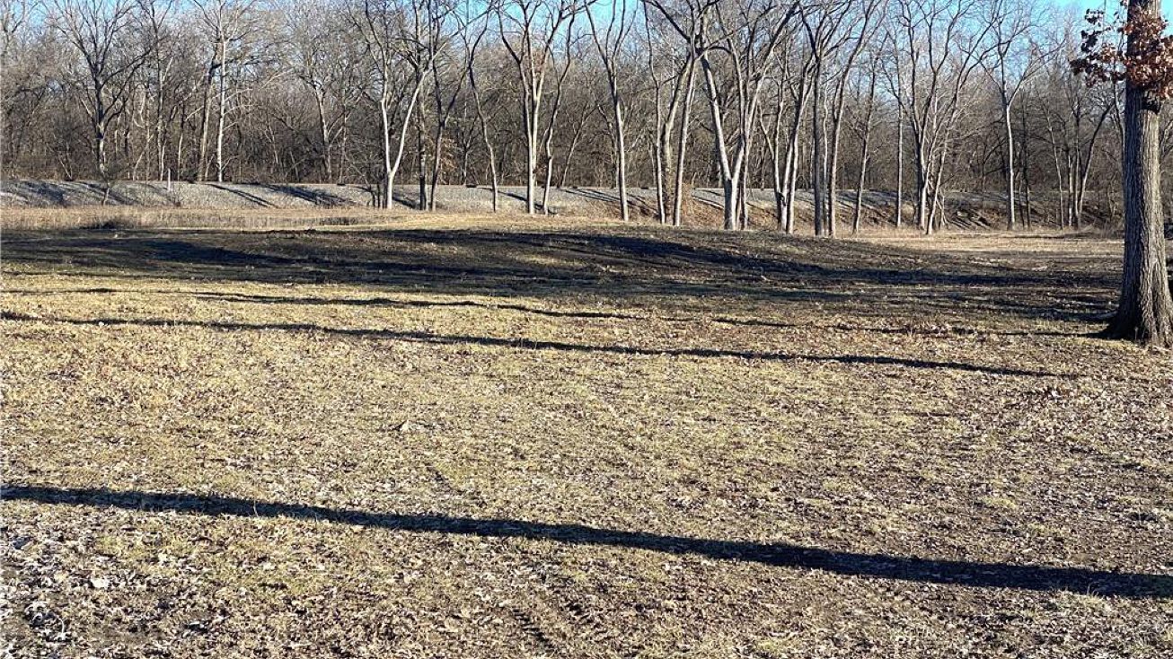 7508 & 13007 Road, Hume, MO 64752