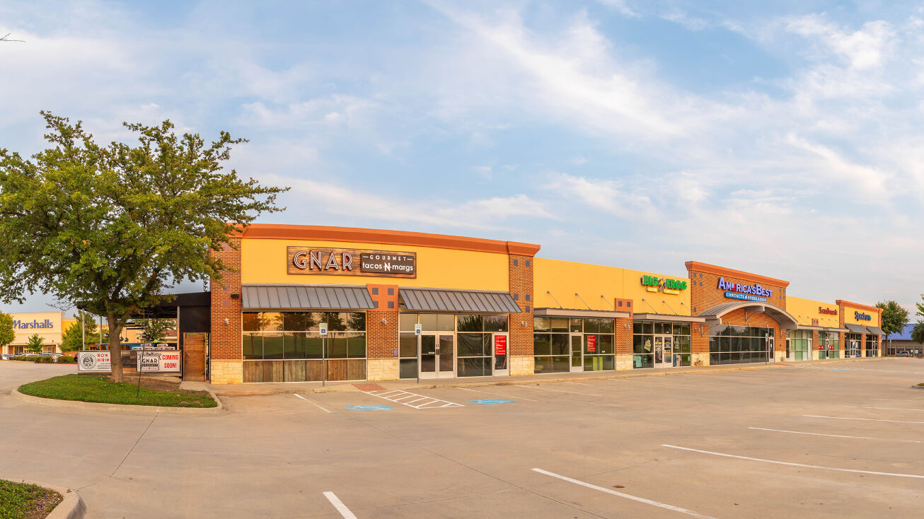 2720 TX121, Euless, TX 76039