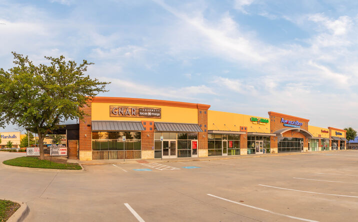 Pictures of Retail, Land property located at 2720 TX-121, Euless, TX 76039 for sales - image #1