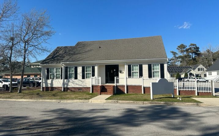 Pictures of Office property located at 403 N 35th St, Morehead City, NC 28557 for sales - image #1