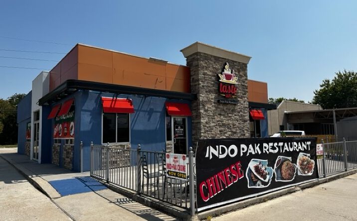 Pictures of Retail property located at 10730 W Bellfort Blvd, Houston, TX 77099 for sales - image #1