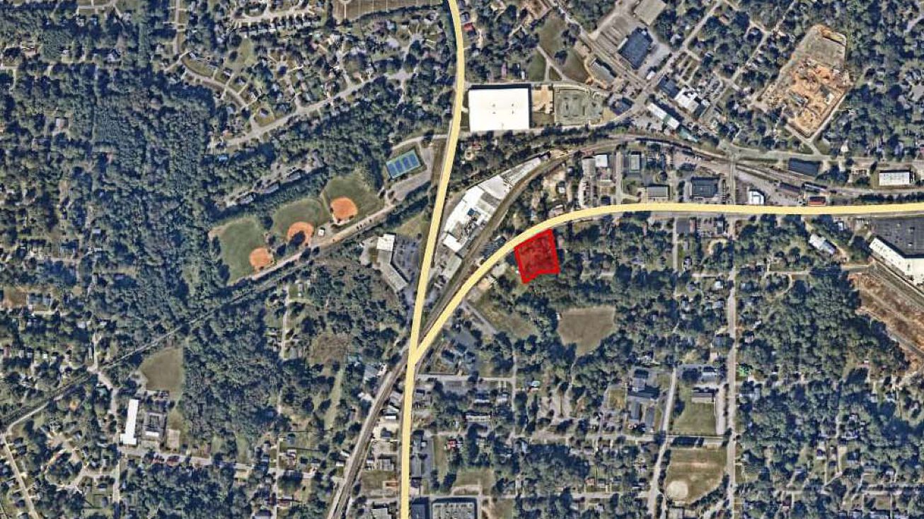 526 N Main St, FuquayVarina, NC 27526