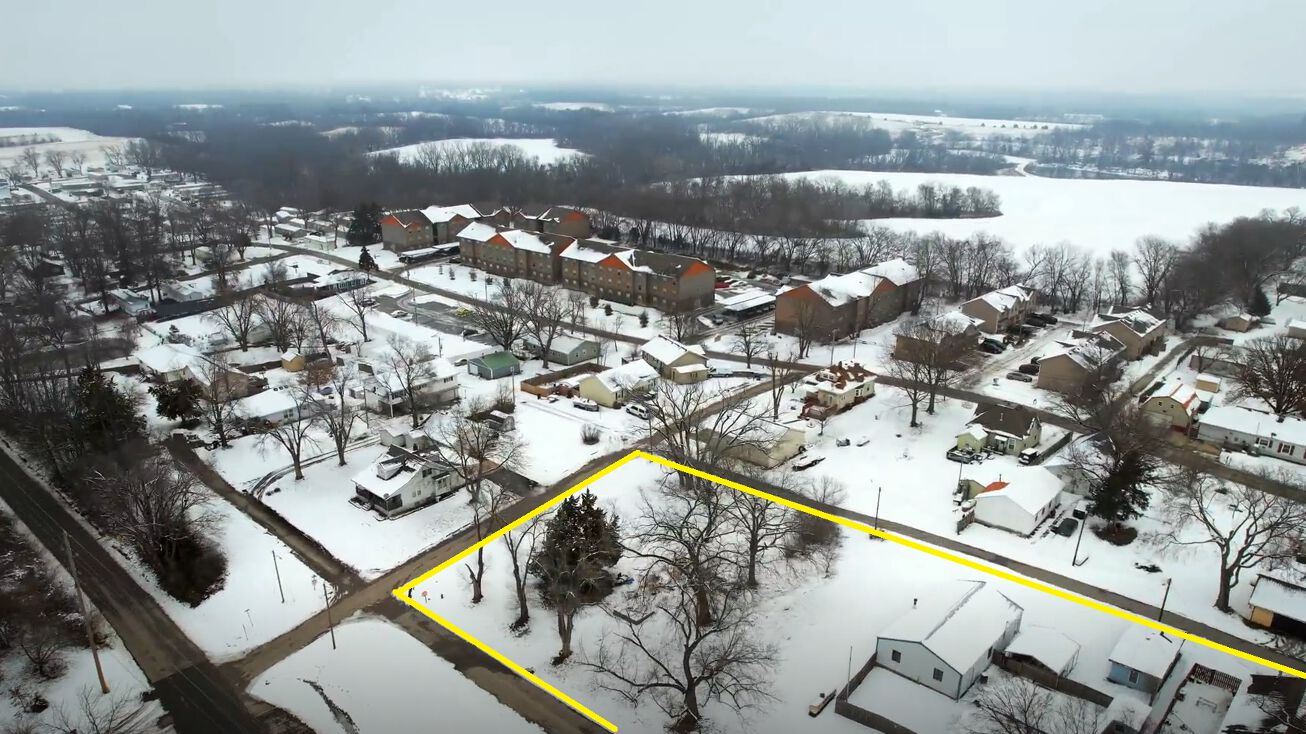 219 N Chester St, Ferrelview, MO 64163