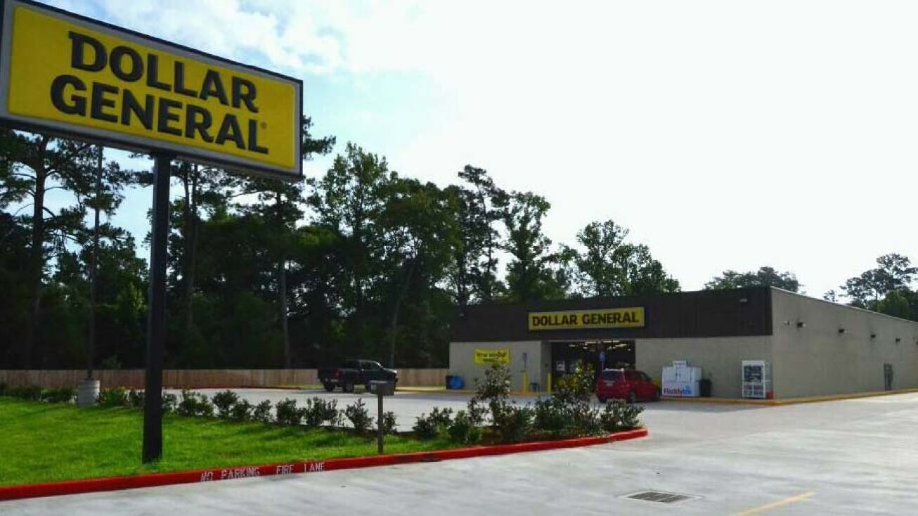 1235 Lincoln Ave, Hebron, NE 68370