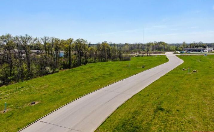Pictures of Land property located at Route B & E. Highway HH (Settler's Ridge LT 171), Columbia, MO 65202 for sales - image #1