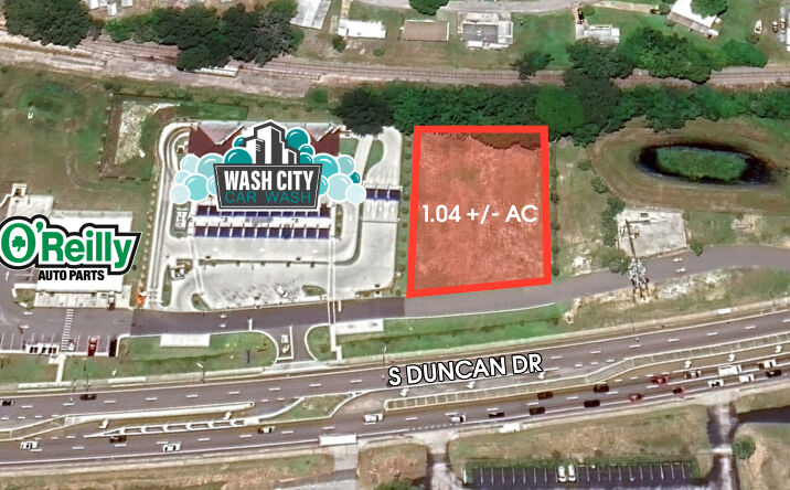 Pictures of Land property located at 1293 S Duncan Drive, Tavares, FL 32778 for sales - image #1