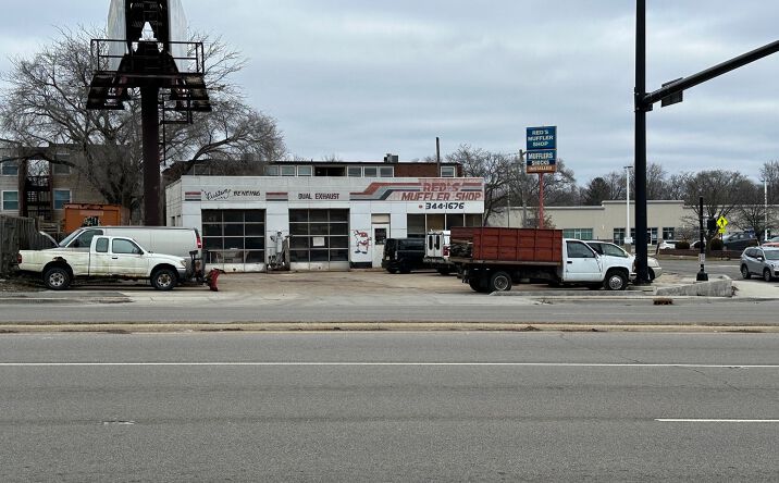 image of property at 102 US-150 Urbana IL 61801