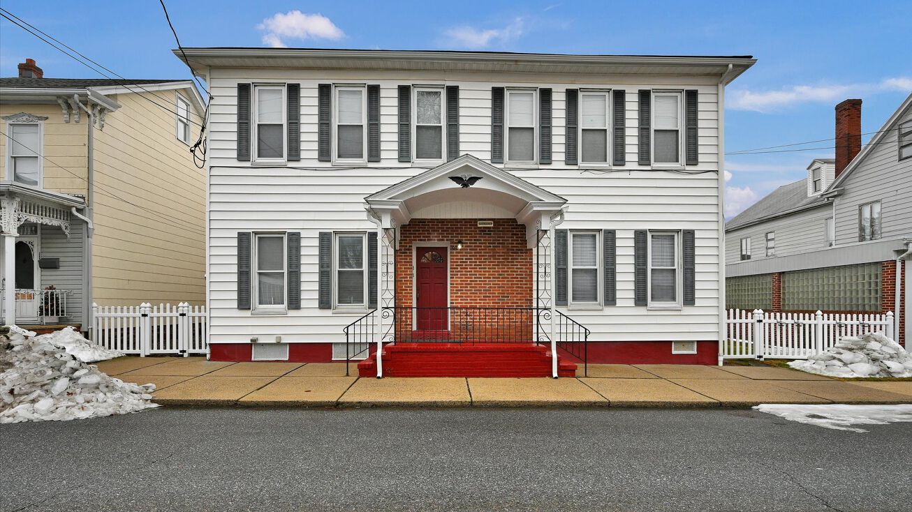 56 N Nice St, Frackville, PA 17931