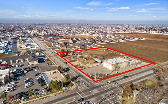 Pictures of Retail, Land property located at 2016 W 2300 N, Clinton, UT 84015 for sales - image #1