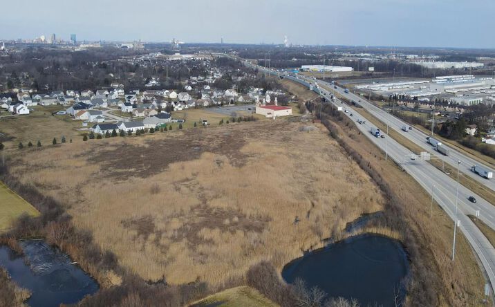 Pictures of Land property located at 0 Glenwood Rd, Rossford, OH 43551 for sales - image #1