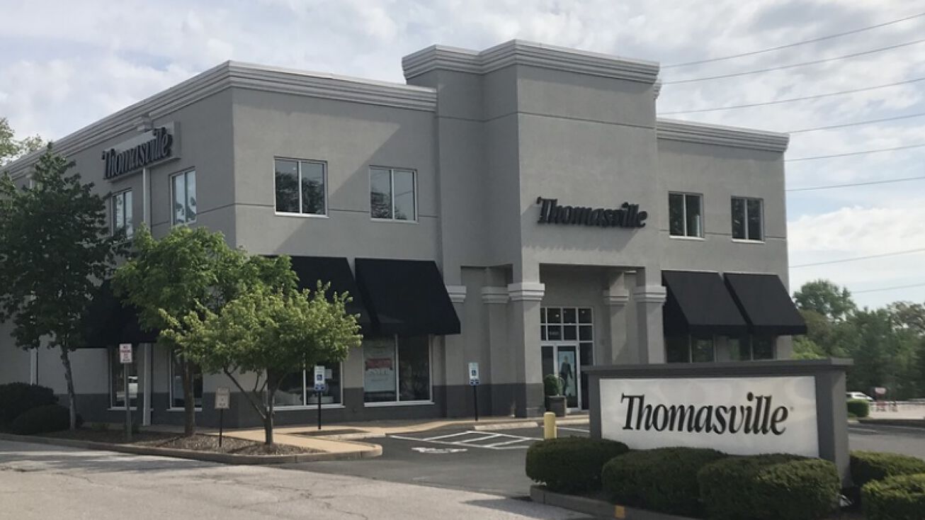 10465 Manchester Road, Kirkwood, MO 63122