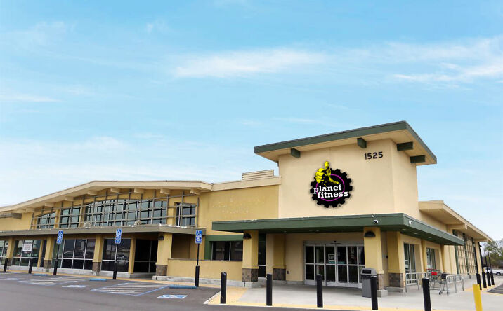 Pictures of Retail property located at 1525 W Imola Avenue, Napa, CA 94559 for comps - image #1