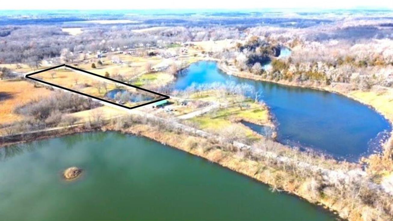 26 NE West Lane, Pleasanton, KS 66075