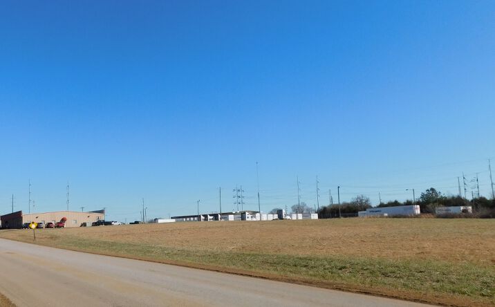 Pictures of Land property located at Steed Road, Decatur, AL 35601 for sales - image #1